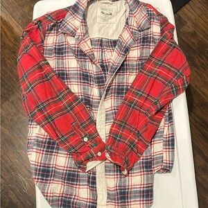 American Eagle Red & White Pattern Flannel Button Up • Small • Colorblock Plaid